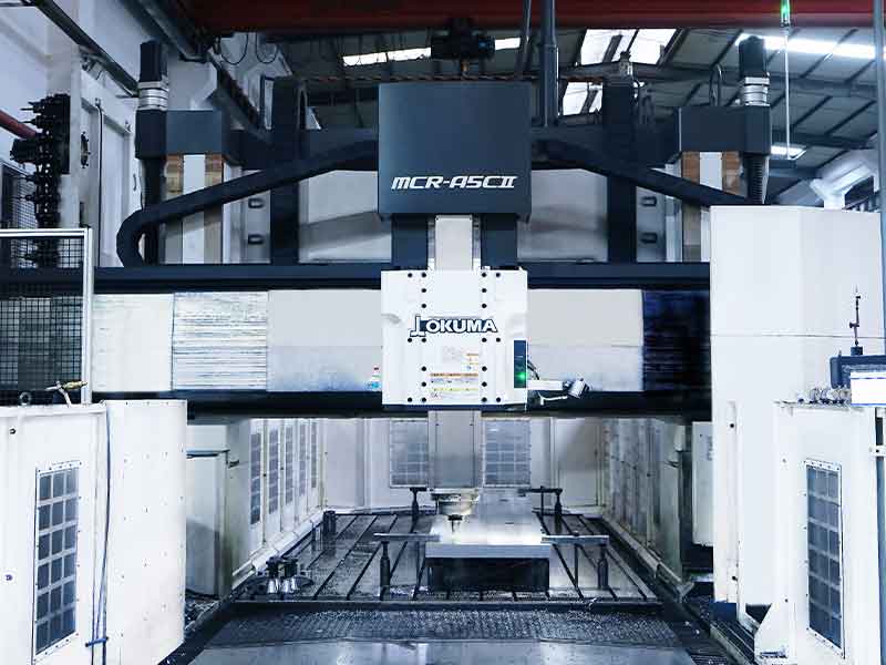 Okuma เครื่องจักร